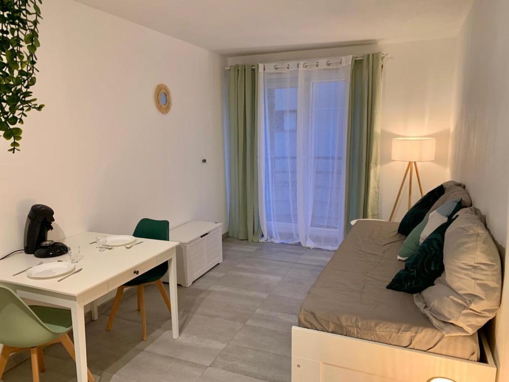 Appartement Tout Equipe A 6 Minutes De La Gare St Charles Marsilya Dış mekan fotoğraf